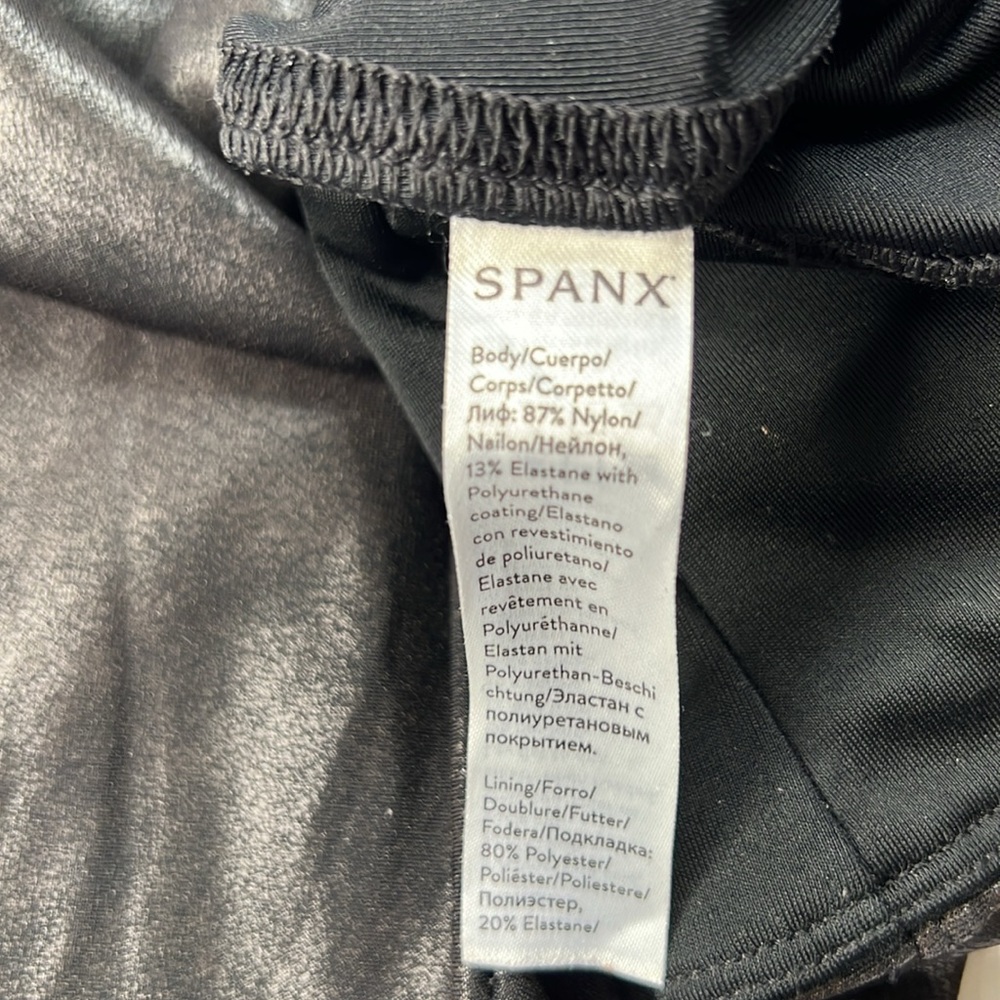 SPANX Black Faux Leather Leggings Women’s Size: Small Shapewear Shiny - Picture 5 of 7